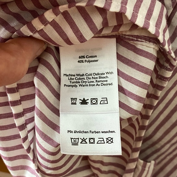 Eddie Bauer, Long Sleeve, Button Down, Tie Front Shirt. - Picture 3 of 4